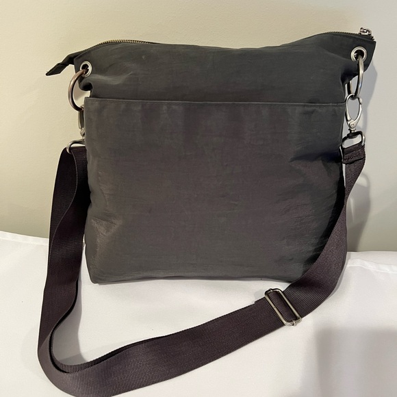 Baggallini Grey Modern Everywhere Crossbody Bag - Picture 2 of 5